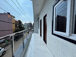 Shree Hanumat Kripa Dham
