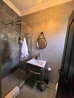 Bryanston Palms Accommodation