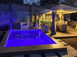 Bryanston Palms Accommodation