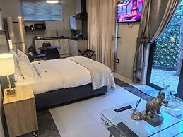 Bryanston Palms Accommodation