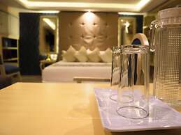 Hotel Santosi