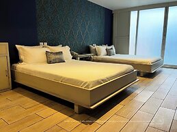 Hotel Santosi