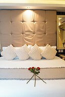 Hotel Santosi