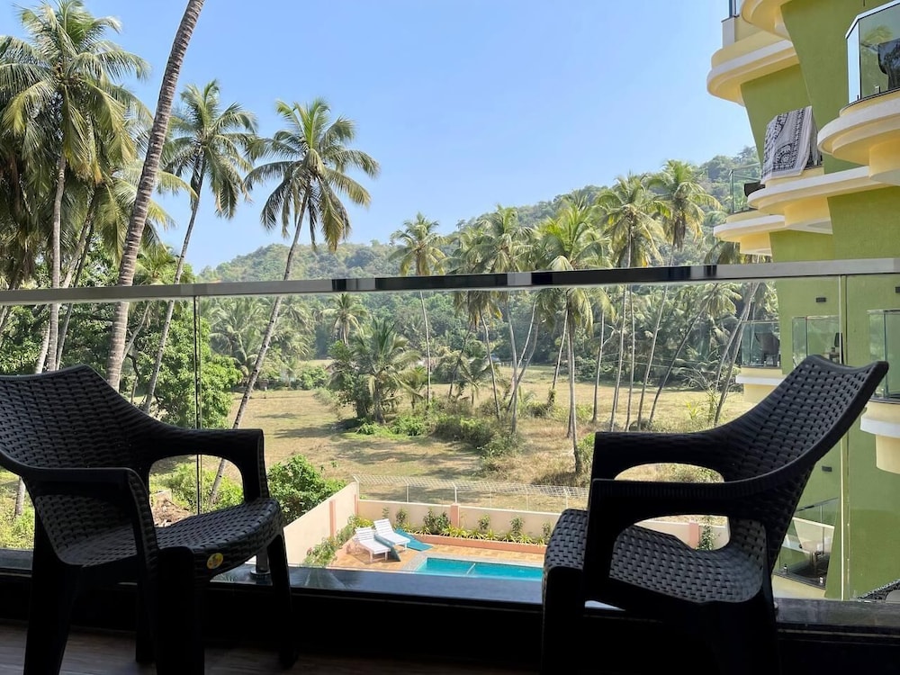 Palm Paradise Resort