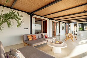 Ahimsa Uluwatu - Ocean View Villa