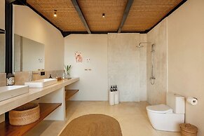 Ahimsa Uluwatu - Ocean View Villa