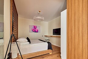 Bach Apartments 2