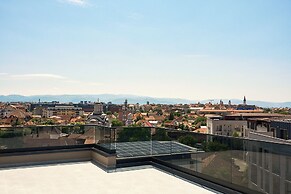 Bach Apartments 2