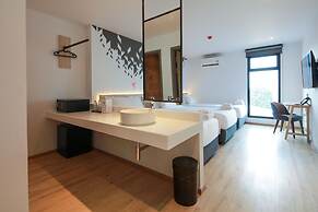 KOO Hotel