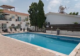 Phaedrus Living Olga Residence