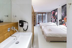 Marnix360Apartments