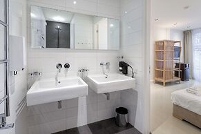 Marnix360Apartments