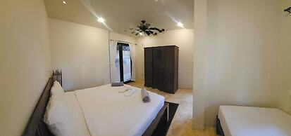 Three Bedroom Balinese Villa - a Shared Pool
