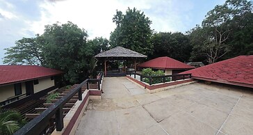 Three Bedroom Balinese Villa - a Shared Pool