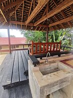 Three Bedroom Balinese Villa - a Shared Pool