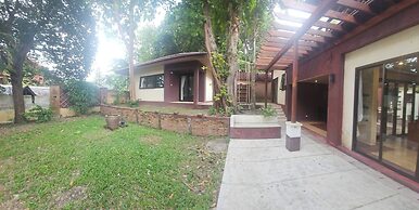 Three Bedroom Balinese Villa - a Shared Pool