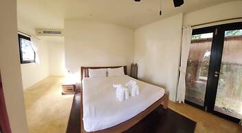 Three Bedroom Balinese Villa - a Shared Pool