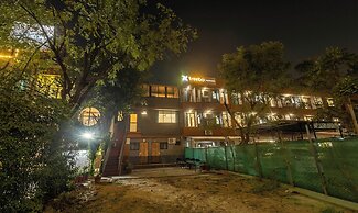 Treebo Executive Suites