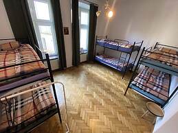 Hostel Uno