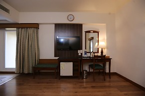 Embassy Inn