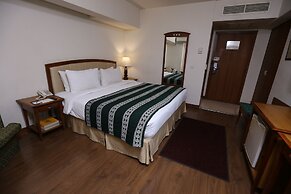 Embassy Inn