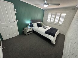 Central Cullen Apartments