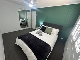 Central Cullen Apartments