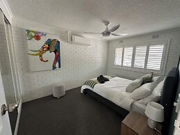 Central Cullen Apartments