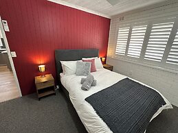 Central Cullen Apartments