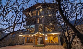 Treebo M R Villa