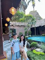 An Riverside Ecolodge