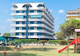 Apartment a Stone's Throw From the Beach