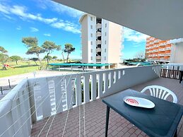 Apartment a Stone's Throw From the Beach