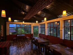Aruvi Vagamon by Voye Homes