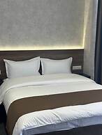 The loren hotel