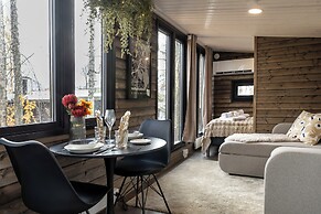Aava Riverside