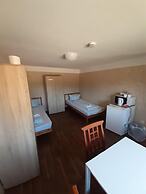 2-Rent Group Hostel Rooms&Apartments EVE168