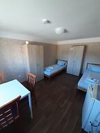 2-Rent Group Hostel Rooms&Apartments EVE168