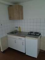 2-Rent Group Hostel Rooms&Apartments EVE168