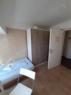 2-Rent Group Hostel Rooms&Apartments EVE168