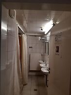 2-Rent Group Hostel Rooms&Apartments EVE168