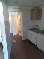 2-Rent Group Hostel Rooms&Apartments EVE168