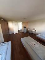 2-Rent Group Hostel Rooms&Apartments EVE168