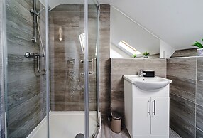 Whitchurch Road Retreat in Cardiff