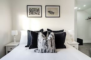 Whitchurch Road Retreat in Cardiff