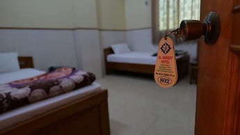 Al Amarat Hotel
