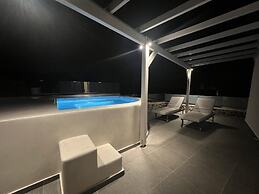 New Villa Sostis