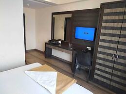 HOTEL HILL VIEW