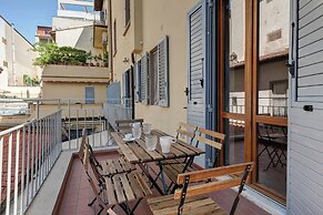 Oricellari Apartment by Mamo Florence