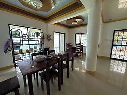 Becca's Vacation House